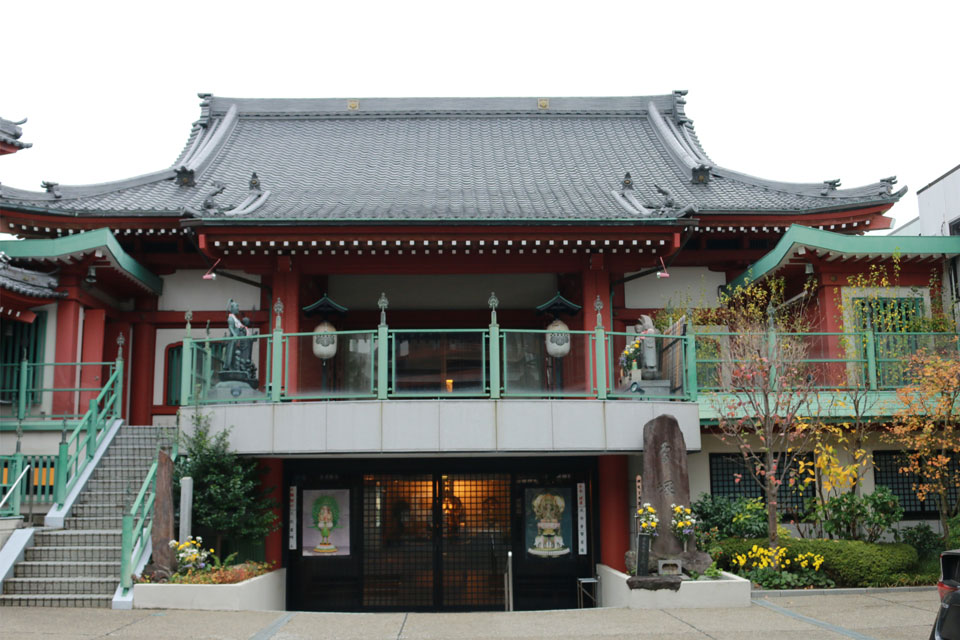 法乗院 寿宝殿の入口